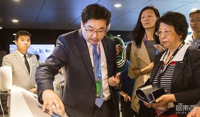 对话沈子瑜：吉利这样用车机干掉手机！