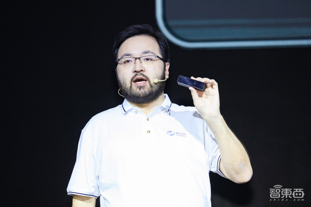 解决户外刷脸难题，奥比中光发布首款户外深度相机D-Light