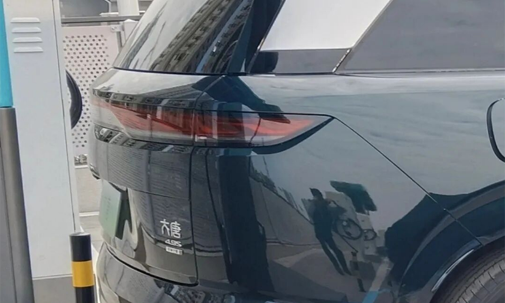 比亚迪全新车型“大唐”亮相！尺寸或超问界M9，激光雷达、闪充都配上了