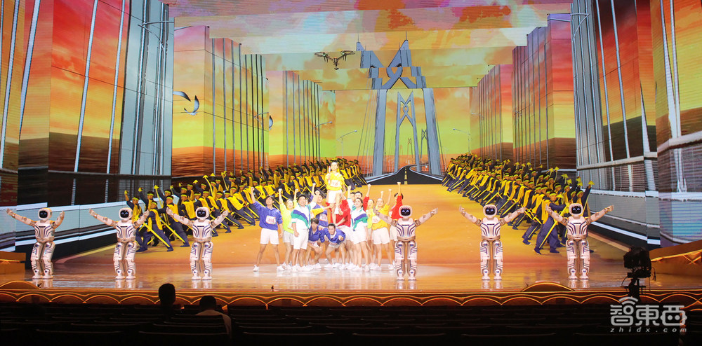 瞄准超 700 亿市场，优必选锁定服务机器人赛道未来“黄金十年”