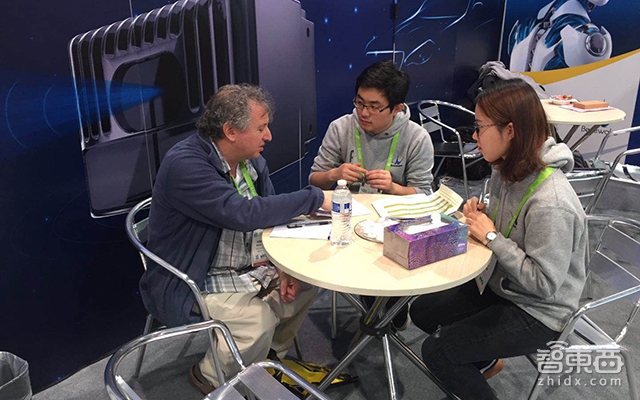 跑20小时 画6个重点 带你看懂CES汽车科技!