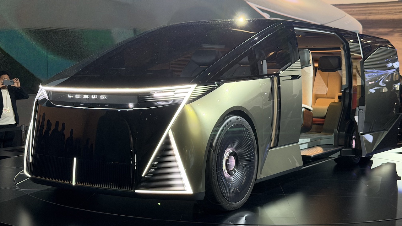 只有一家中国车企参展的世界级车展！有多魔幻？