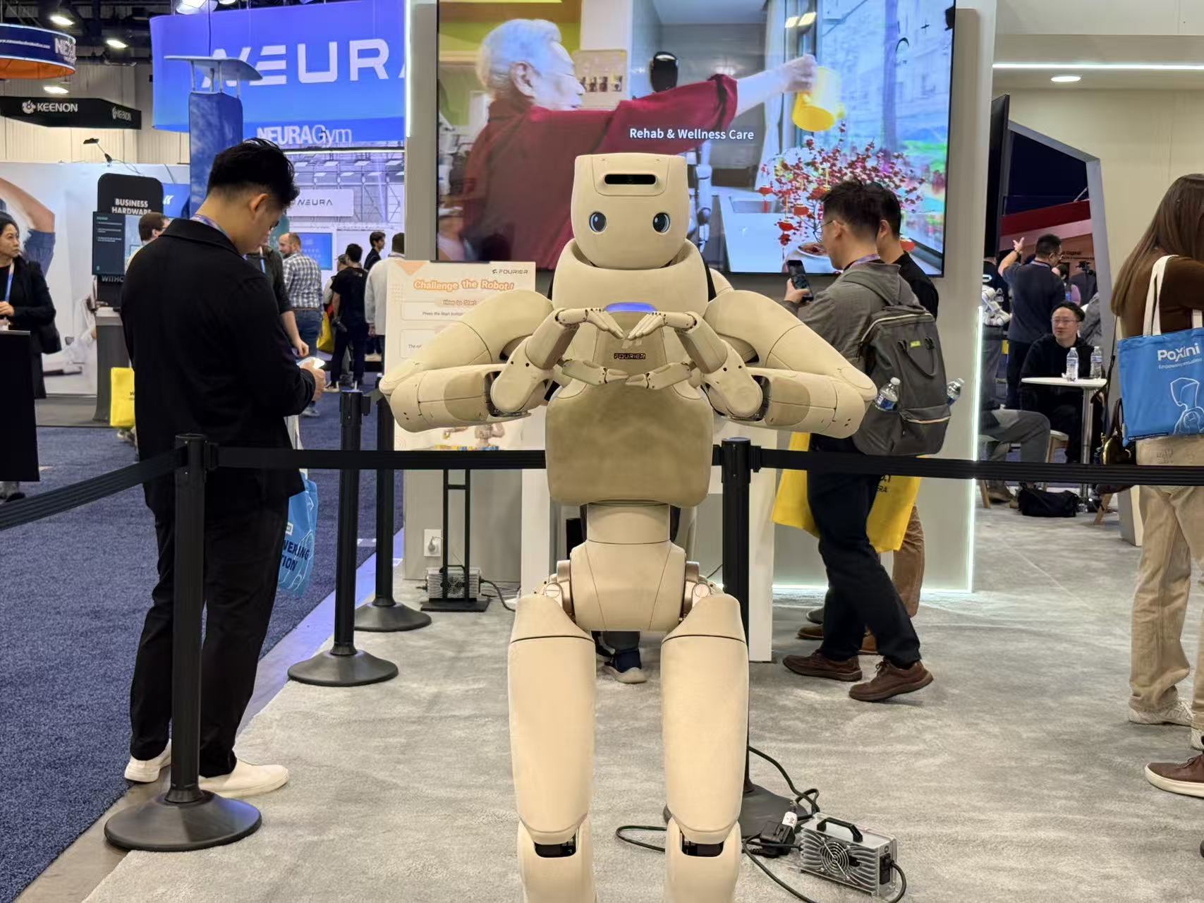 暴走2萬步逛遍CES2026：9大方向最火，中企霸場，機(jī)器人全明星大亂斗