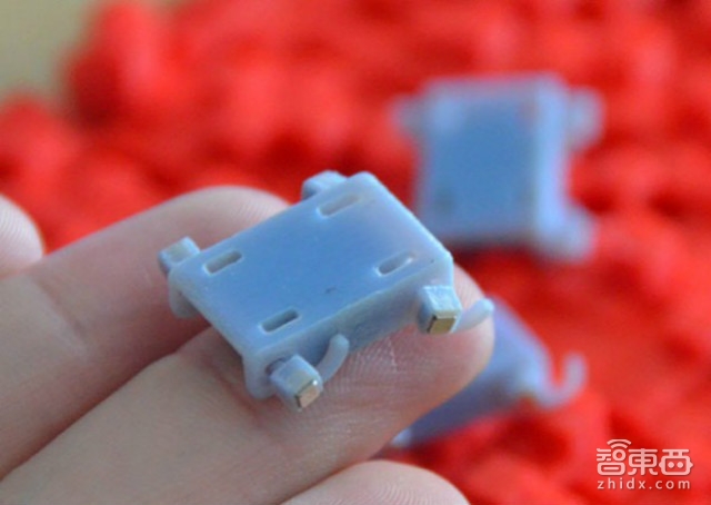 智东西晚报:美海军研究潜水员AR显示器 亚马逊重点布局虚拟现实