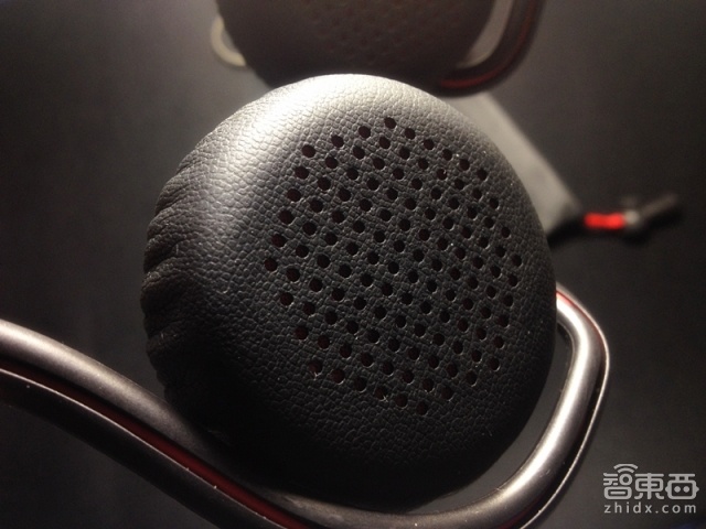 戴上后简直想冲出去跑步 – 魔调智能无限运动耳机体验