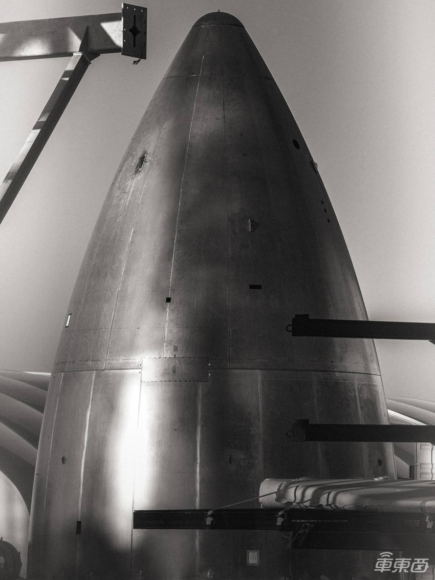 世界首富在马桶上统治华尔街？《时代》还原真实马斯克