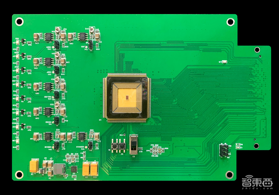 “清華幫”組隊創(chuàng)業(yè)，要打破芯片能效天花板，對話蘋芯科技CEO