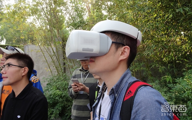 大疆折叠无人机Mavic国内推出 将有4999元版