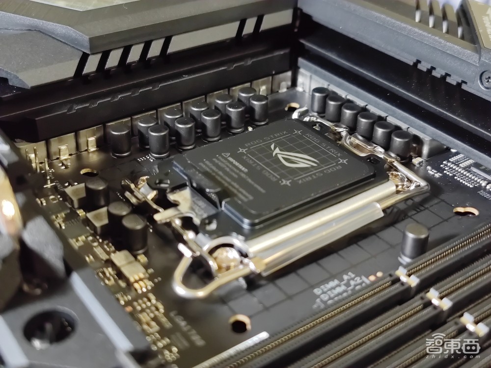 12代酷睿首发评测:干翻苹果碾压AMD,英特尔逆风翻盘稳了?