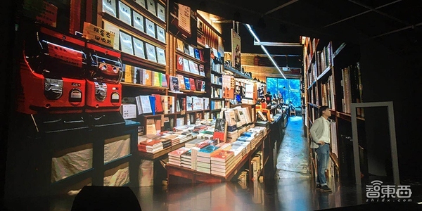 亚马逊发布最薄款Kindle 经典款解锁雨中读书