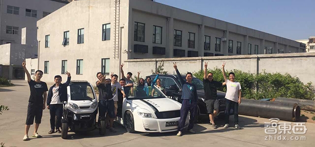 史上最“草根”自动驾驶团队:40人花400万造出三款无人车