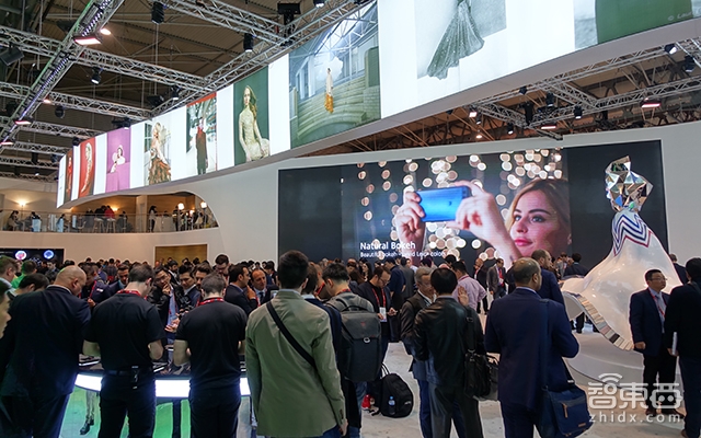 MWC2017首日:诺基亚黑莓MOTO含泪回归!5G成最火话题