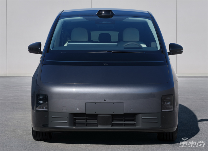 理想MEGA智驾焕新版上线！售价没变，芯片算力升级