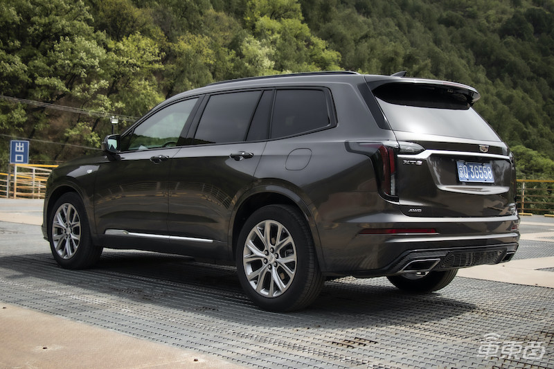 最便宜的大型豪华SUV表现如何？试驾凯迪拉克XT6
