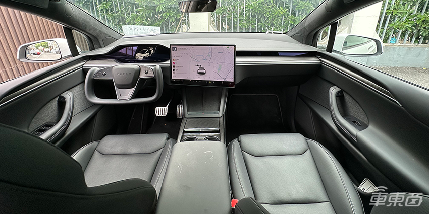 试驾特斯拉新款Model X:继续尝试改变汽车交互,依然是少数人玩具