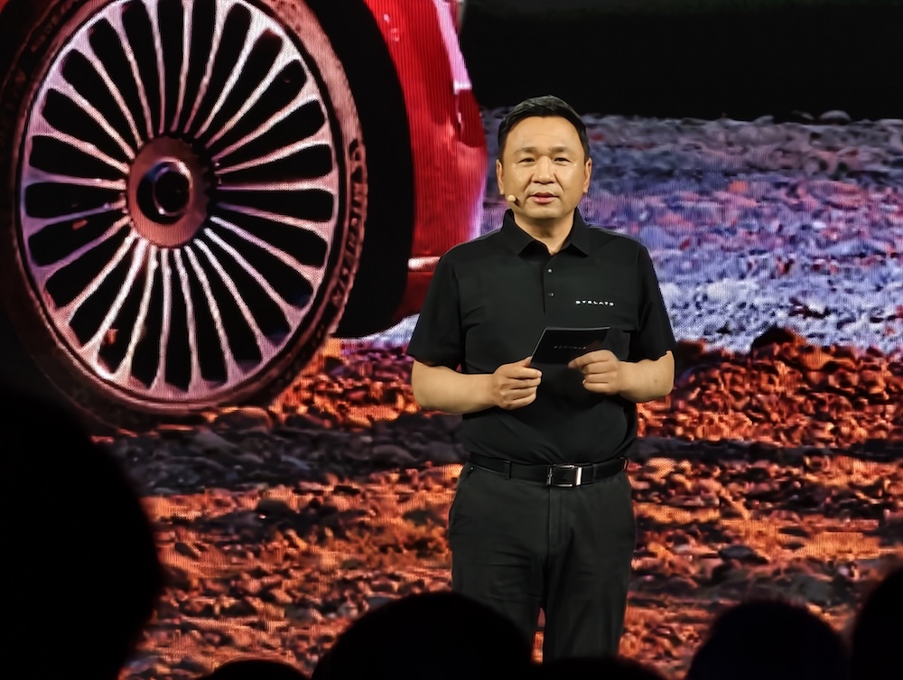 余承东自曝到公安局自首，被罚款扣三分，享界新车秋季发布