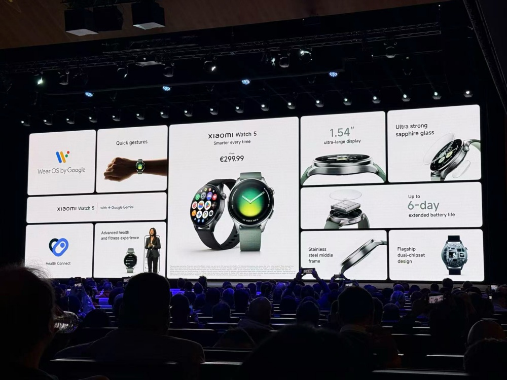 小米巴塞罗那炸场！真徕卡手机1.6万元开卖，VGT超跑等9大新品齐发