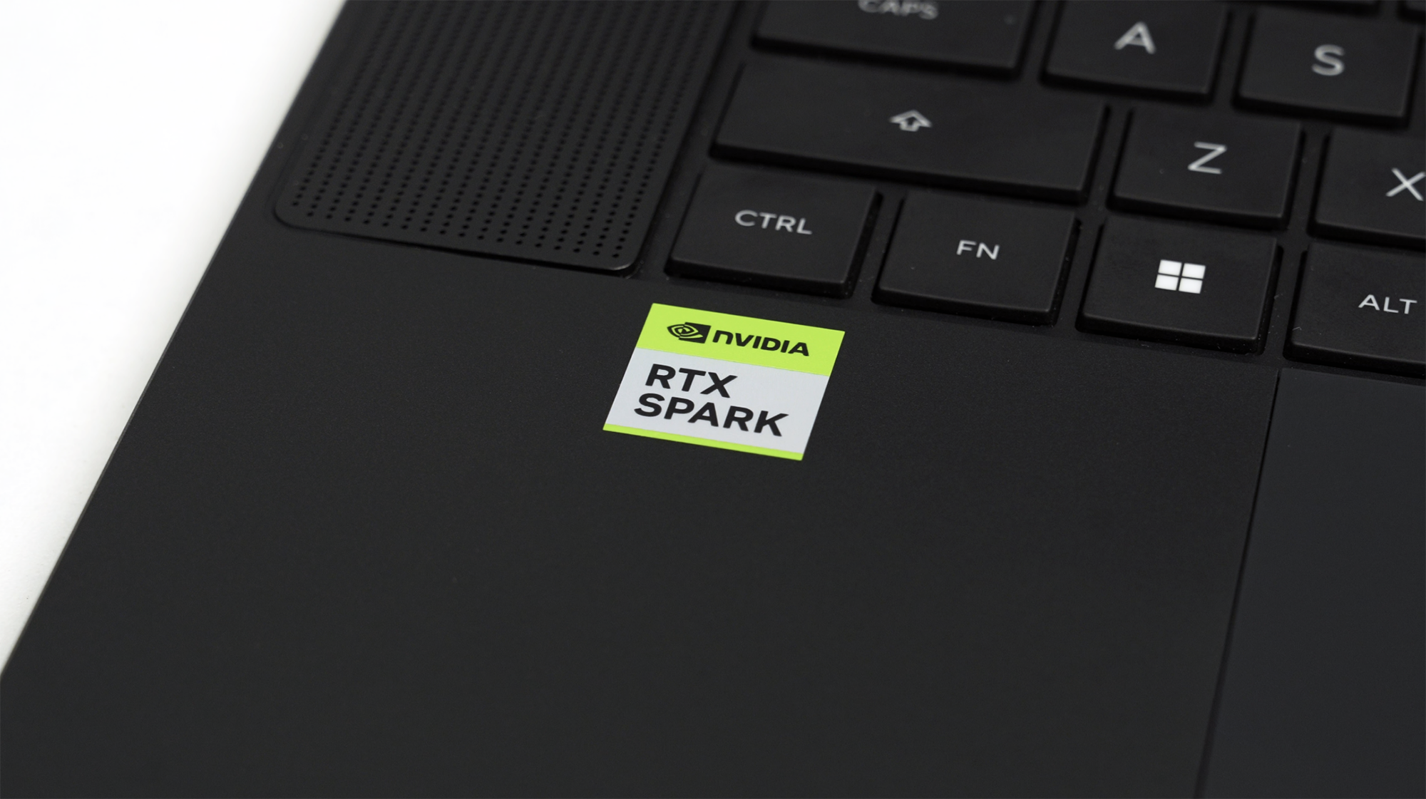 英伟达RTX Spark真机上手！十大亮点都在这了