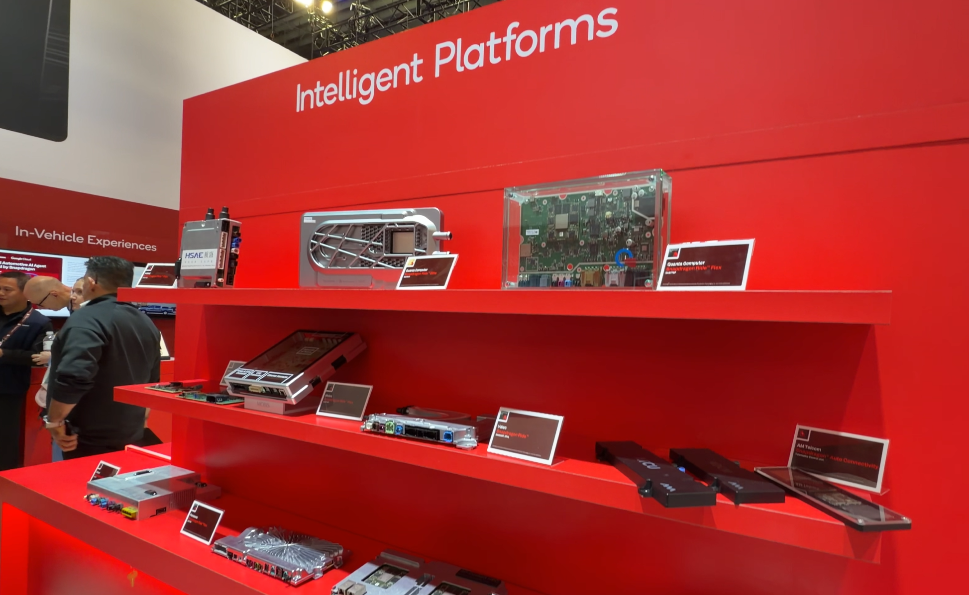 单芯片700 TOPS!高通亮出机器人芯片大招,PC汽车IoT全家桶CES暴更