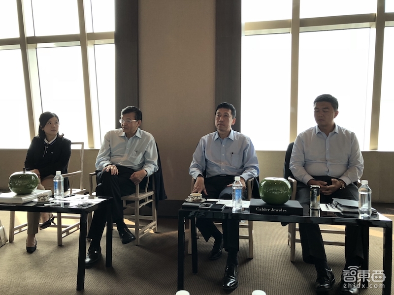 Cadence大会现场干货：华为海思和独角兽寒武纪同台演讲！