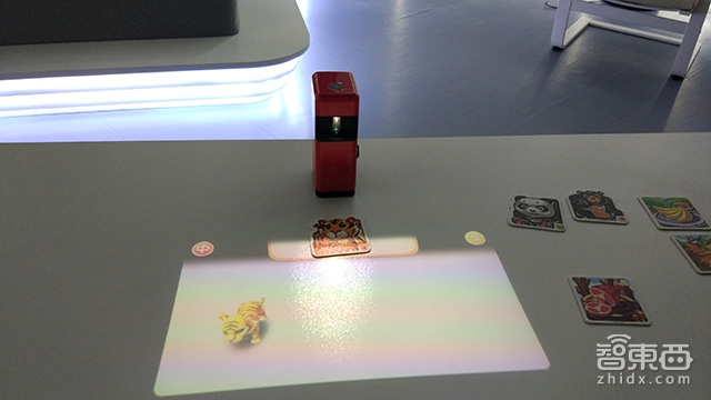 折疊手機、AR音箱、工業(yè)VR、醫(yī)療影像······聯(lián)想全方位秀“黑科技”