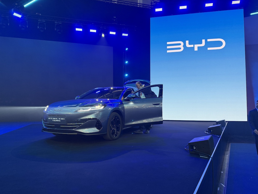 103条中国车圈好汉激战慕尼黑！暴走一天看全欧洲最大车展，BBA不服激烈反攻