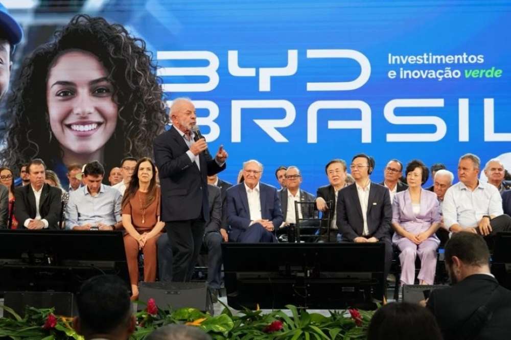 比亚迪第1400万辆新能源车在巴西工厂下线！连续两年成巴西新能源市场销冠