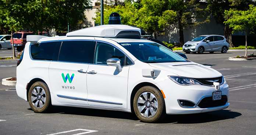 Waymo无人车亮相纽约：仍由人工驾驶，正进行地图采集