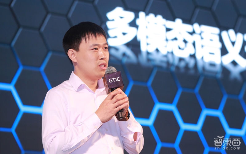 一文看干货!国内首场智能汽车供应链创新峰会引爆重庆,千人会场座无虚席