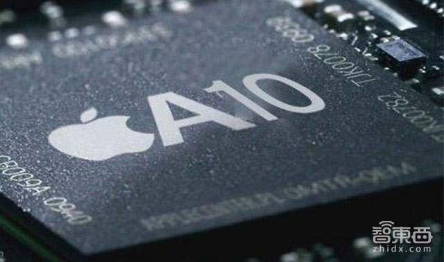 智东西晚报:传Google正在打造两款Nexus智能手表 锤子科技VR团队全面扩招