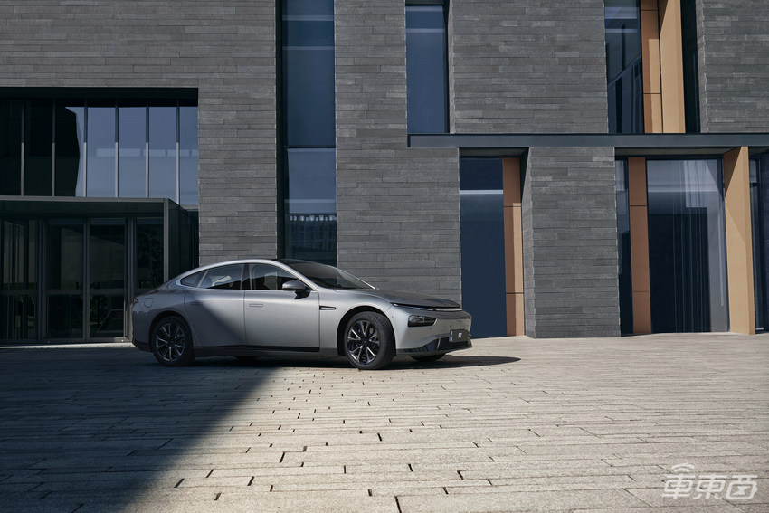 依旧能打！小鹏P7最高优惠2万元，更有多重专属福利