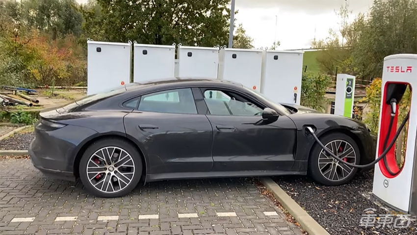 特斯拉充电桩向第三方开放，输出功率仅有峰值功率50%