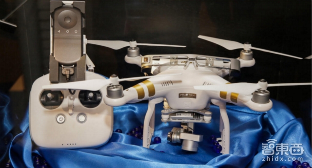 EPSON最新AR眼镜 想用它开无人机吗?