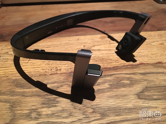 硬创先锋刘洋: 如何10个月造一款骨传导运动智能耳机?