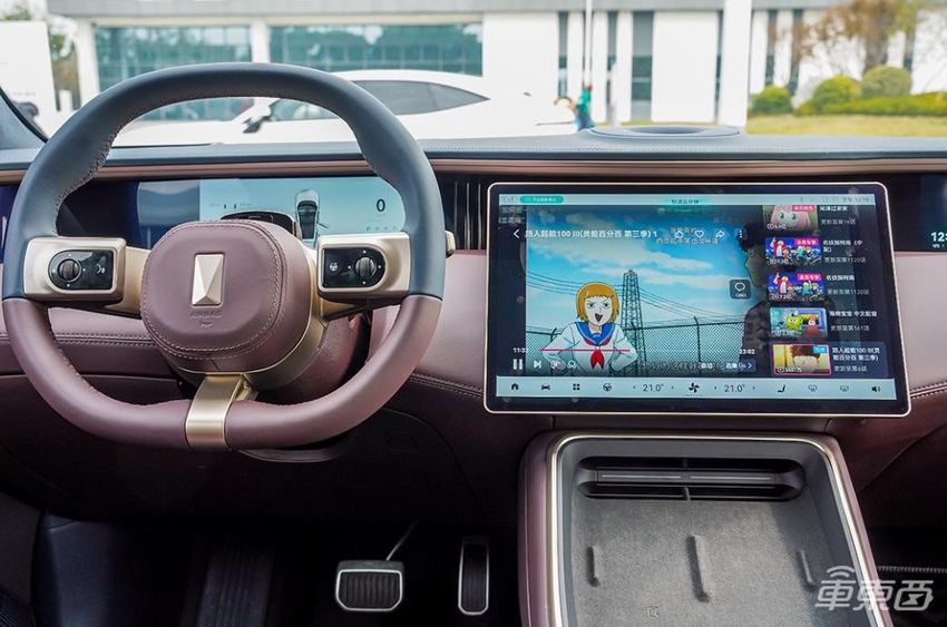 智能汽车路在何方？阿维塔11为业界指明方向