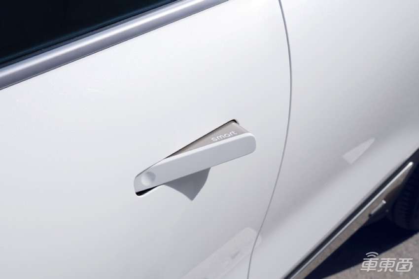这款奔驰纯电小车，灵魂来自吉利