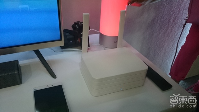 小米发布新款路由器 内置6TB单碟硬盘