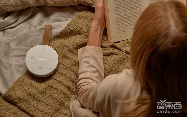 出门问问推智能音箱小问 不怕水、还能拎着走