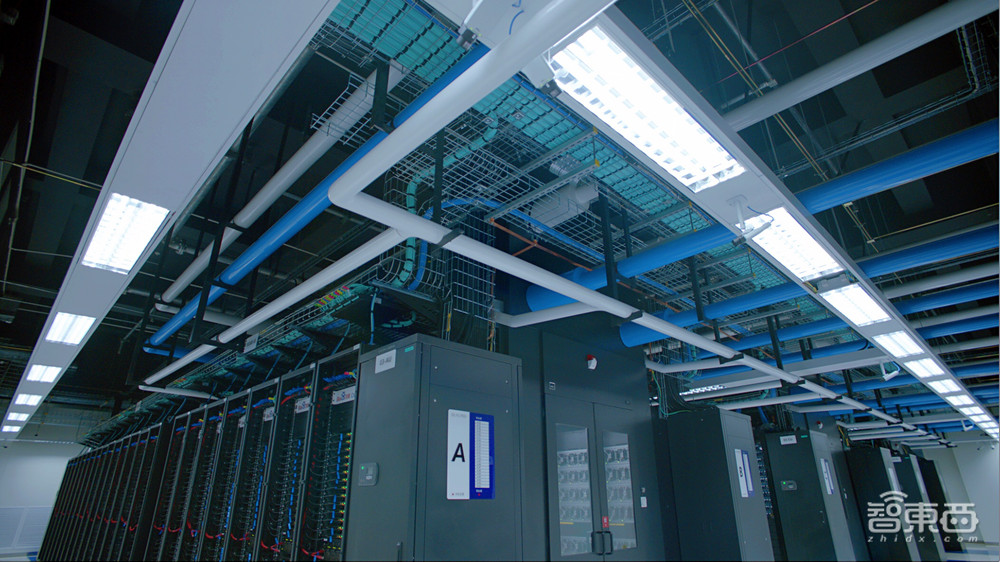 “文心一言”发布倒计时两天:探访百度阳泉智算中心,三大配套云服务升级