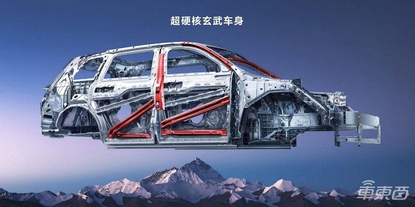 余承东连发两车!五座问界M9能原地掉头,前风挡上看电影,鸿蒙版Model Y 26.8万开订