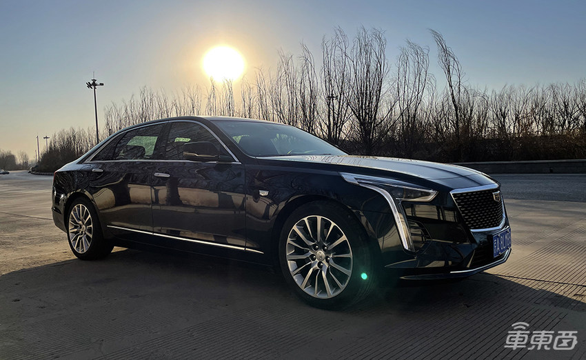 自动驾驶长途考验!1000公里自驾凯迪拉克CT6
