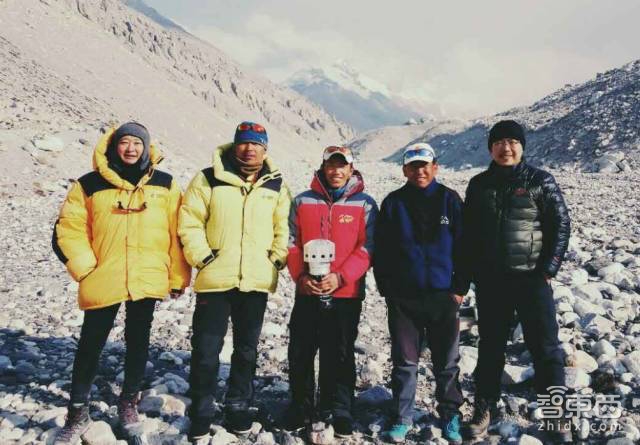 最能折腾的VR创业者:DIY 3D全景摄影机 自建千平米体验馆