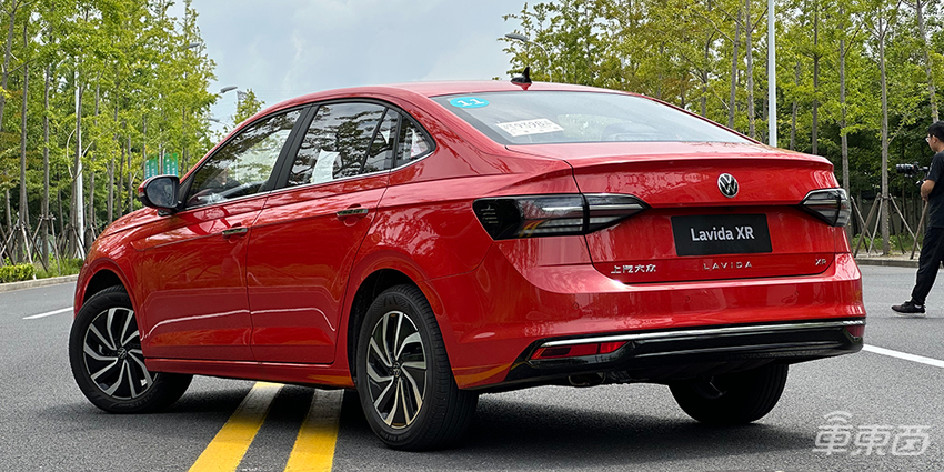 魔都试驾朗逸XR：最低7.99万，这就是年轻人的第一台大众