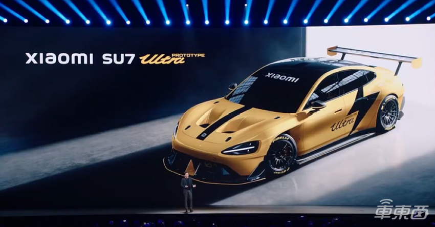 81.49万预售!小米车皇敢和特斯拉同价卖,雷军真硬气了,十分钟入账3680万