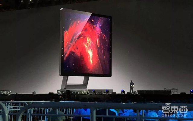 罗永浩告别锤子时代!哭了