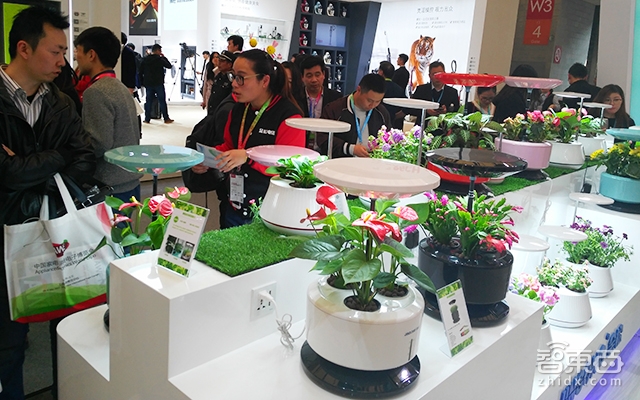 AWE首日:智能潮席卷家电圈 在科技公园看到未来