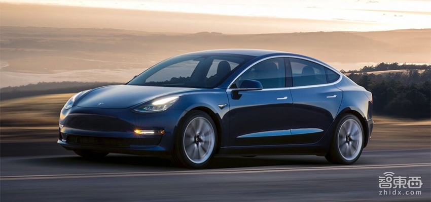 车主泪奔!Model 3终于有了自动泊车功能