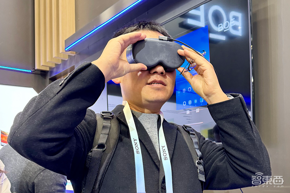 暴走3萬步逛遍CES：AI席卷一切，8大方向最火