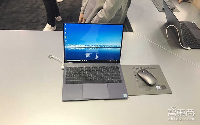 MWC现场深度:手机电脑通通被AI,5G真来了!