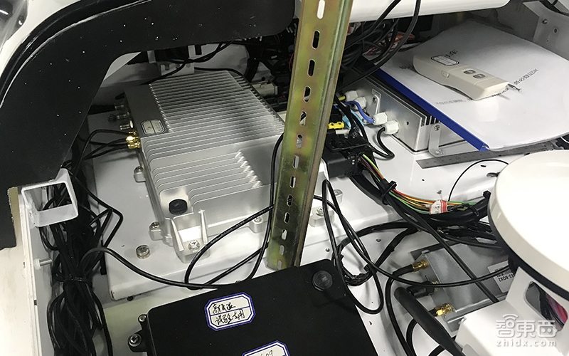 对话智行者CEO张德兆：无人扫地车租一年，顶6个环卫工